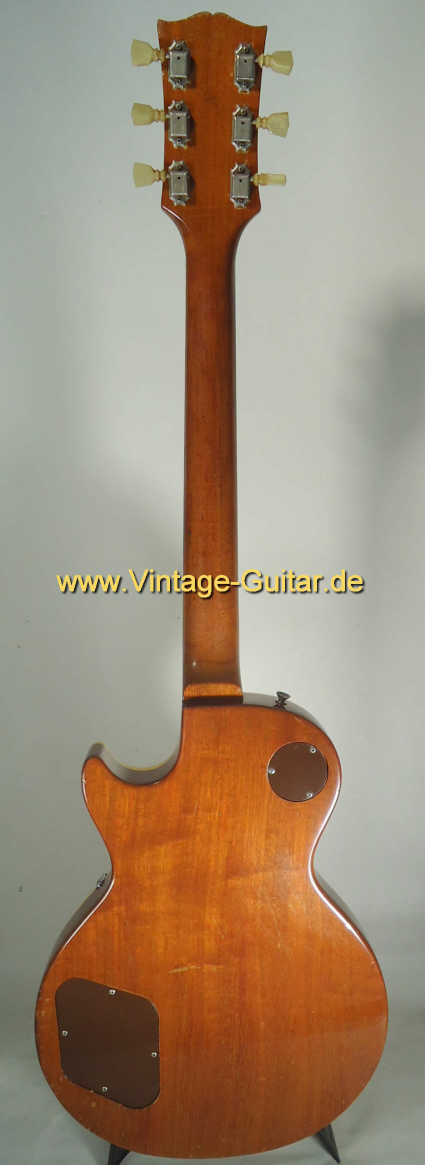 Gibson Les Paul Standard Goldtop 1968 c.jpg